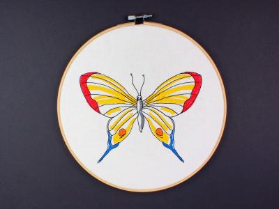 Stickmotiv Mariposa Sophie - Download Stickdatei von FADENFRISCH