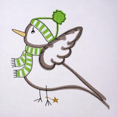 Stickmotiv winterlicher Vogel Piepmatz mit Schal - Download Stickdatei von FADENFRISCH